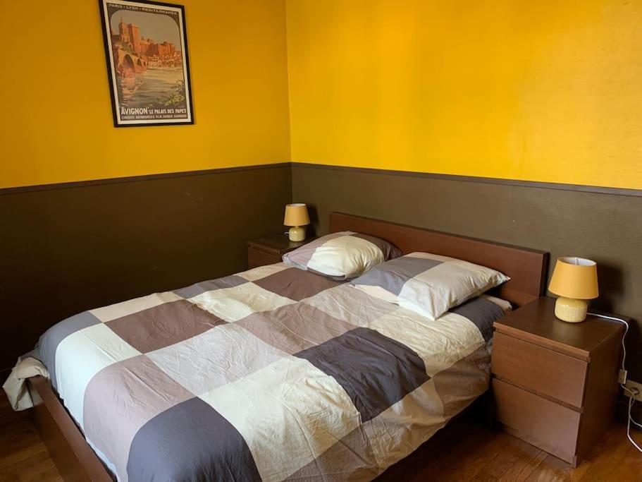 Nevers, Appartement De Standing Proche De La Gare Екстериор снимка